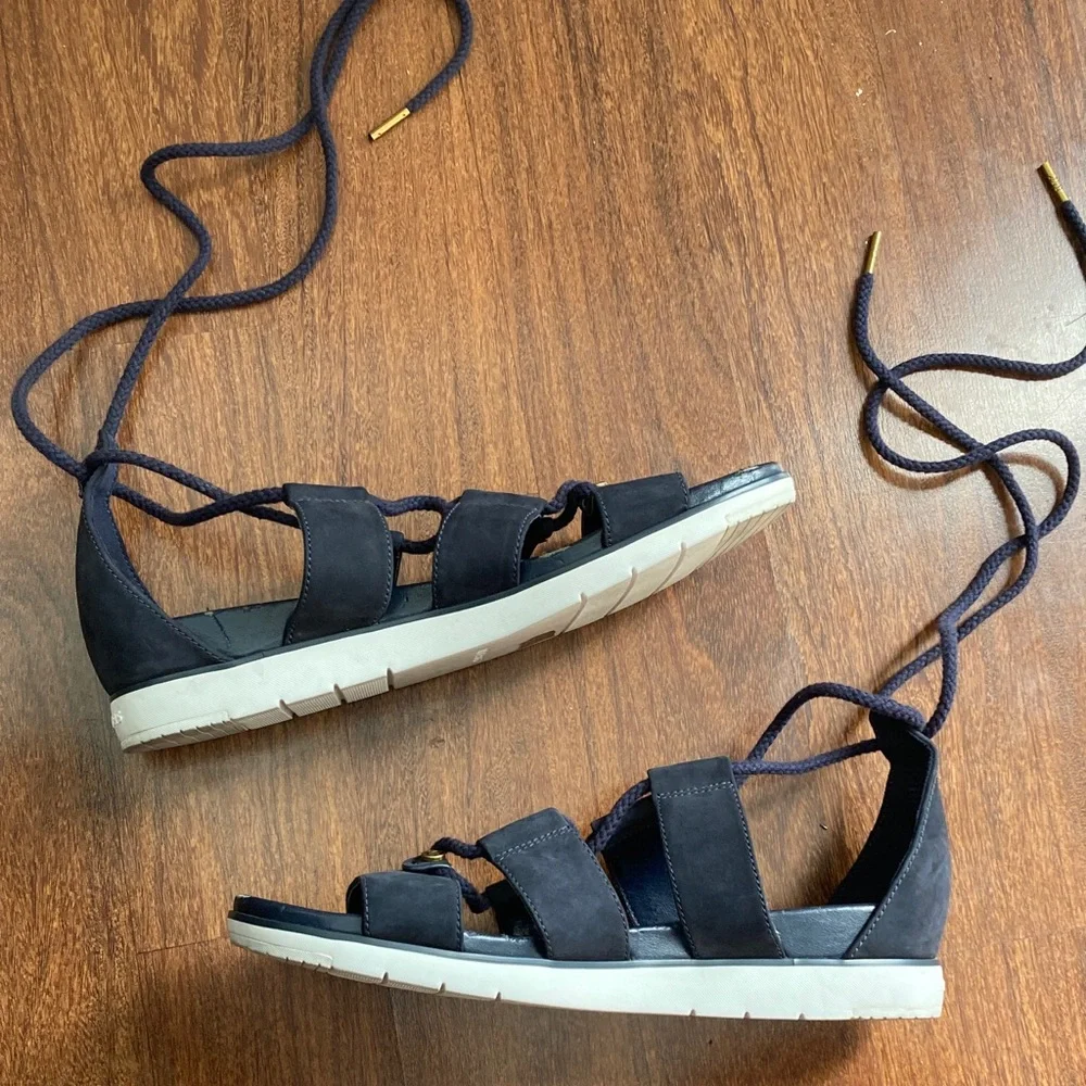 Michael by Michael Kors Navy Strappy Sandals Sz 10